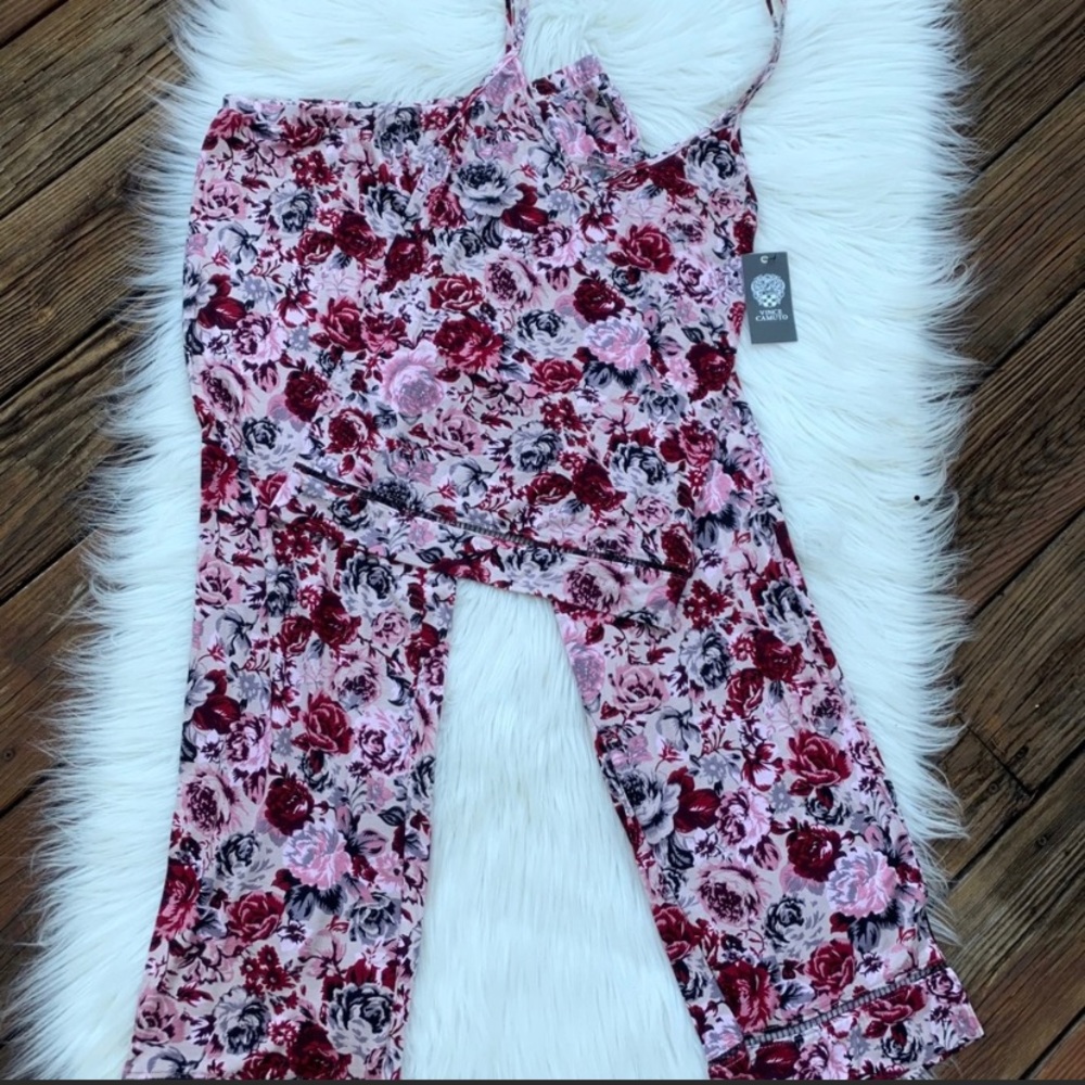 NWT Vince Camuto Floral Pajama Set M